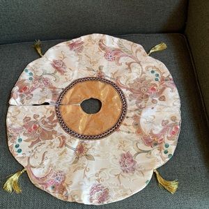 🎄Oriental Mini Tree Skirt 11” Diameter